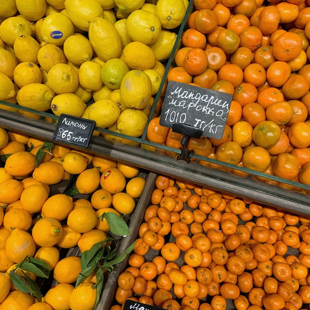 Citrus fruits at a market